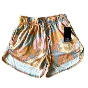 Retro Floral Shorts Size Small